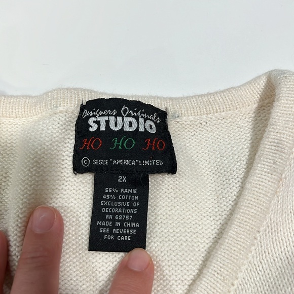 Designer Original - 2x holiday sweater - Picture 6 of 14